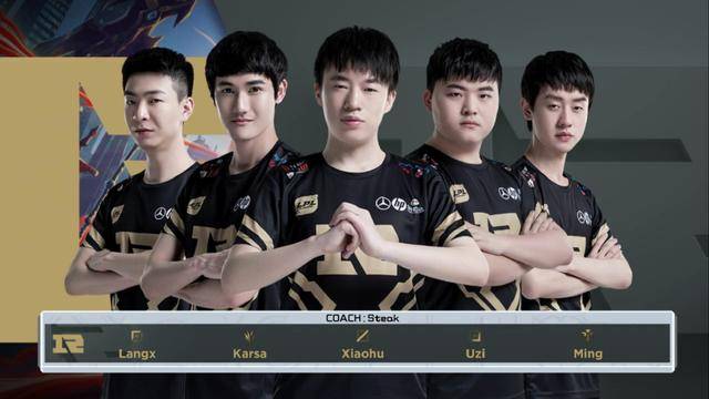 后防线捉襟 后防线捉襟